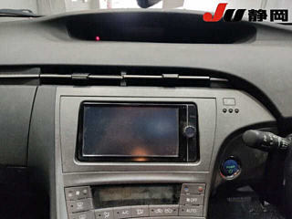 TOYOTA PRIUS 2013