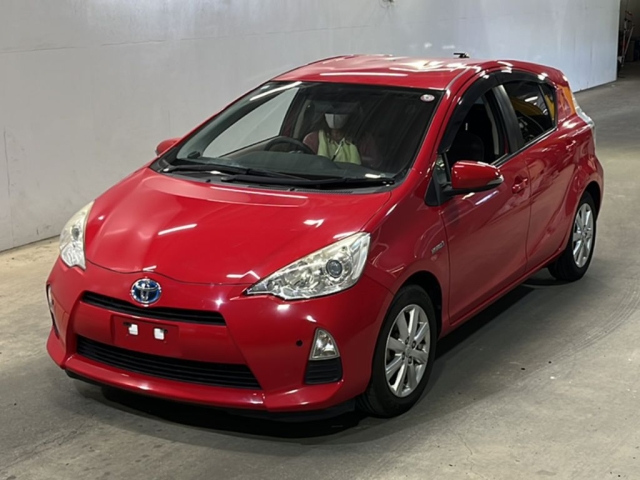 TOYOTA AQUA 2014