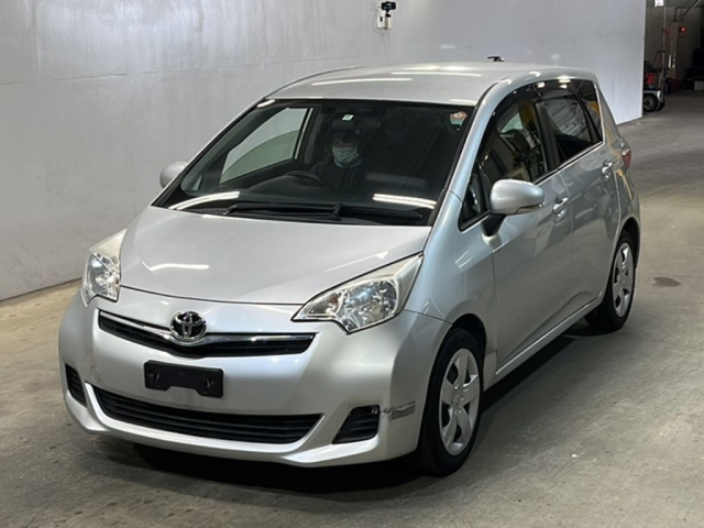 TOYOTA RACTIS 2012