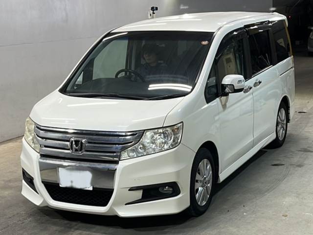 HONDA STEP WAGON 2012