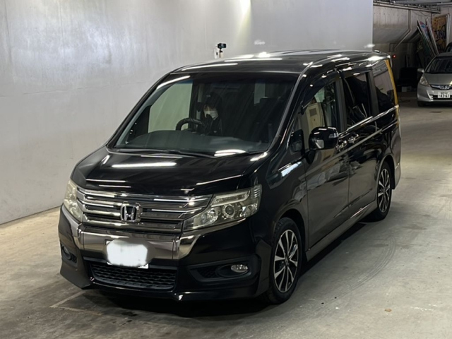 HONDA STEP WAGON 2012