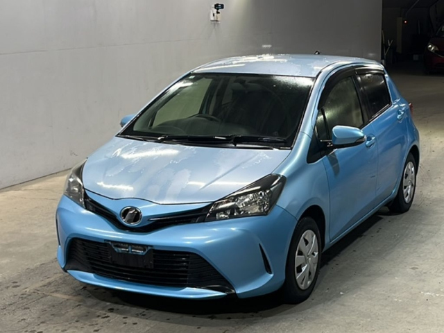 TOYOTA VITZ 2014