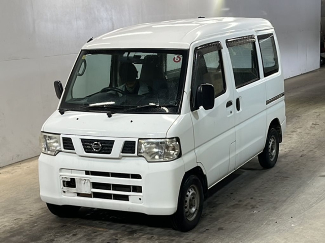 NISSAN CLIPPER VAN 2013