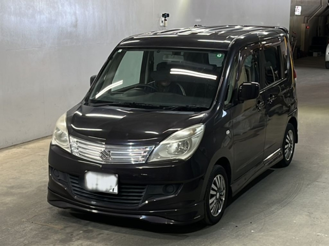 SUZUKI SOLIO 2011
