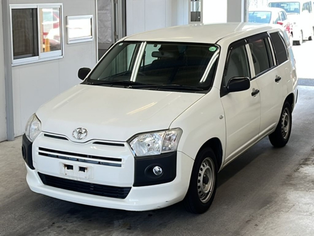 TOYOTA PROBOX 2017