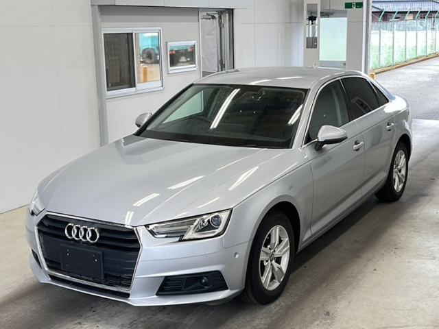 AUDI A4 2017