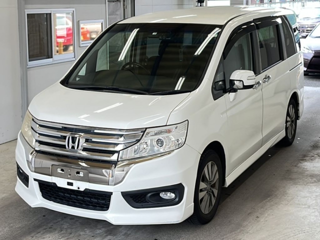 HONDA STEP WAGON 2012