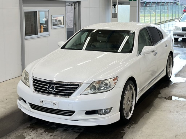 LEXUS LS 2010