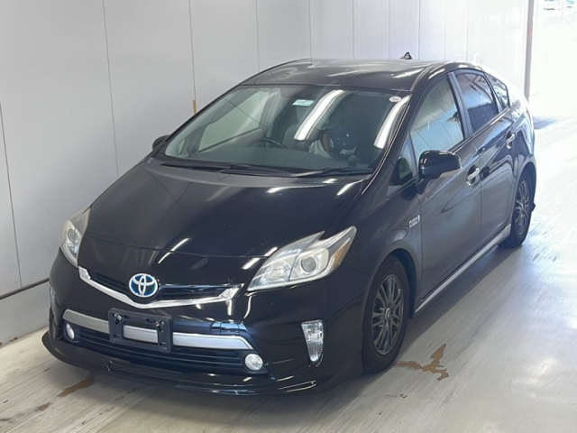 TOYOTA PRIUS PHV 2014