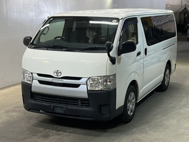 TOYOTA REGIUS ACE VAN 2018