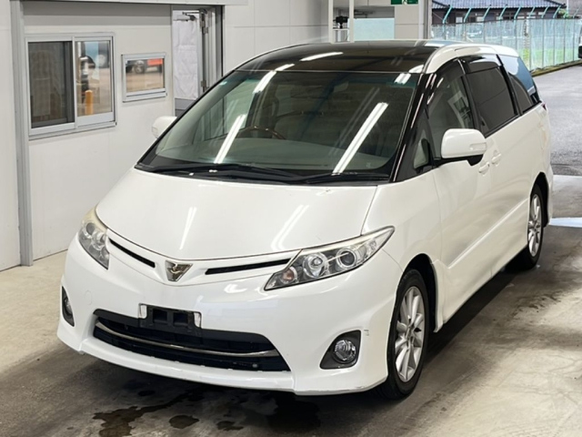 TOYOTA ESTIMA 2010