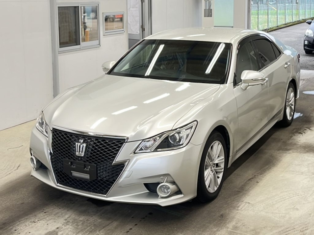 TOYOTA CROWN 2013