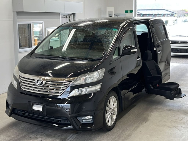 TOYOTA VELLFIRE 2009