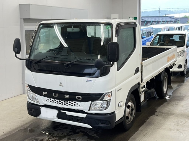 MITSUBISHI CANTER 2021