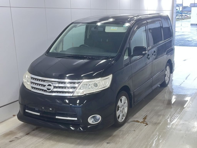 NISSAN SERENA 2010
