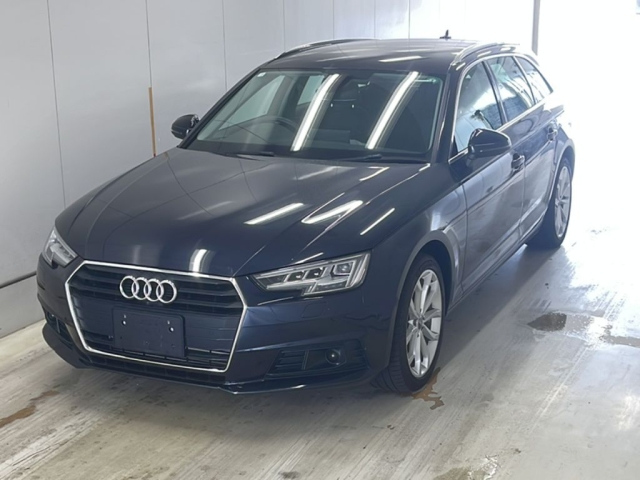 AUDI A4 2016