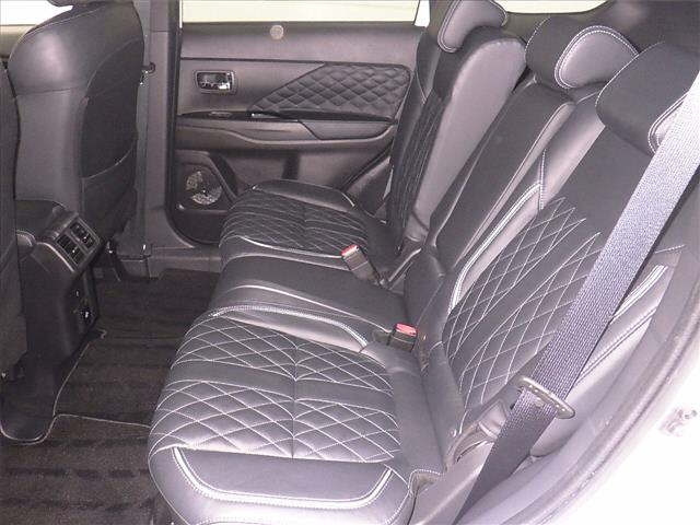 MITSUBISHI OUTLANDER PHEV 2021