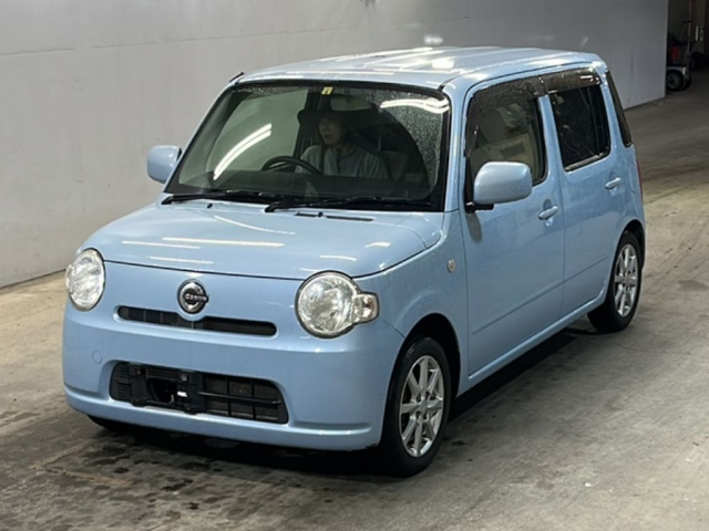 DAIHATSU MIRA 2010