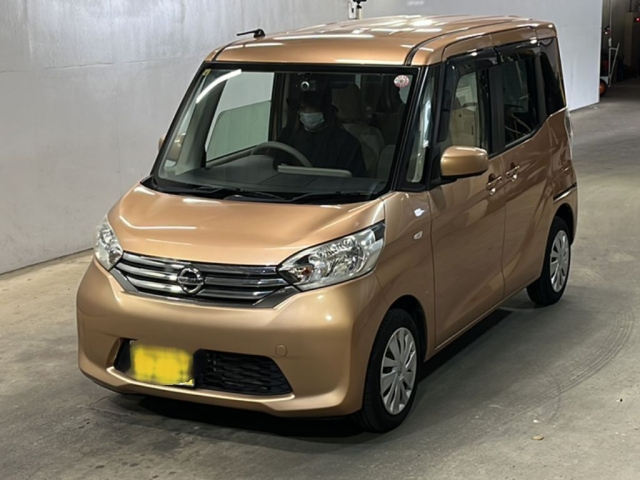 NISSAN DAYZ ROOX