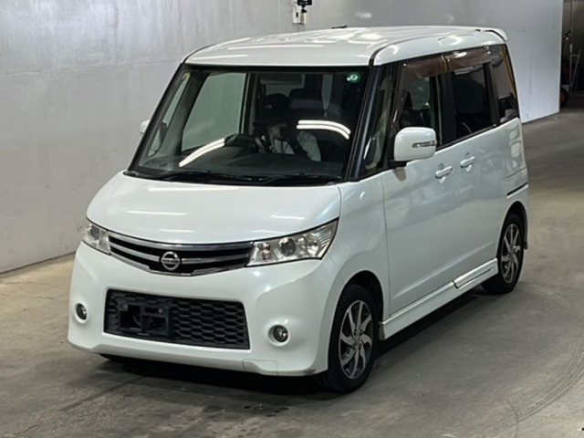 NISSAN ROOX 2012