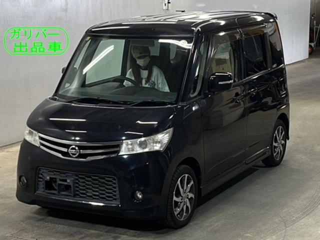 NISSAN ROOX 2012