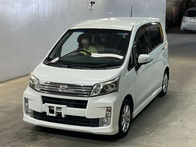 DAIHATSU MOVE 2014