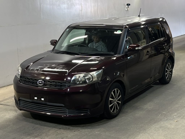TOYOTA COROLLA RUMION 2011