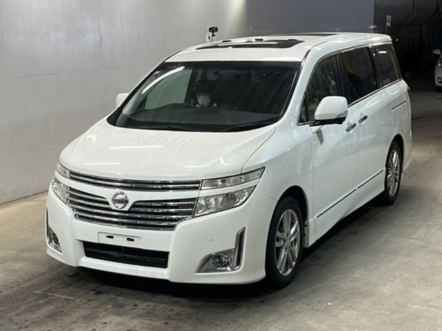 NISSAN ELGRAND 2010