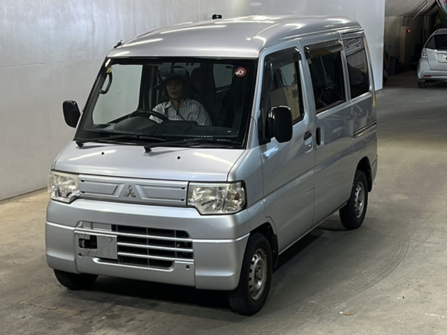 MITSUBISHI MINICAB VAN 2013