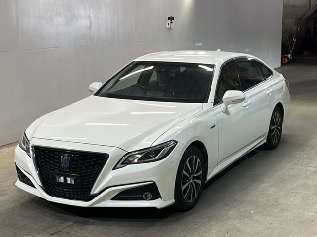 TOYOTA CROWN 2019