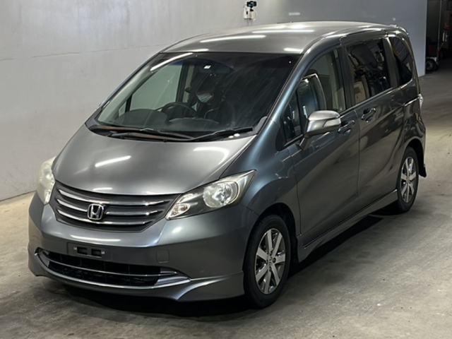 HONDA FREED 2010