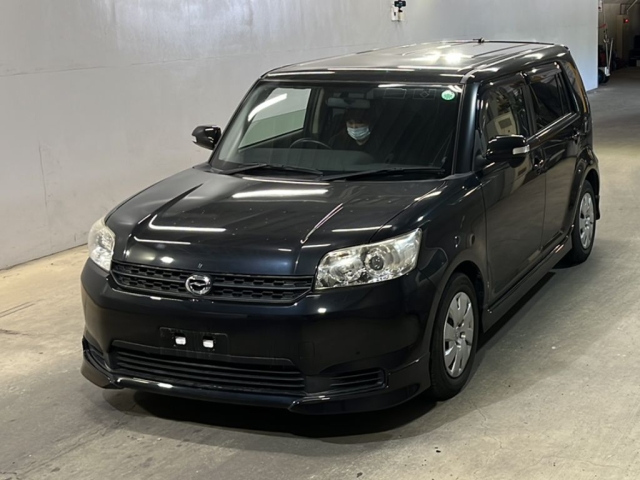 TOYOTA COROLLA RUMION 2015