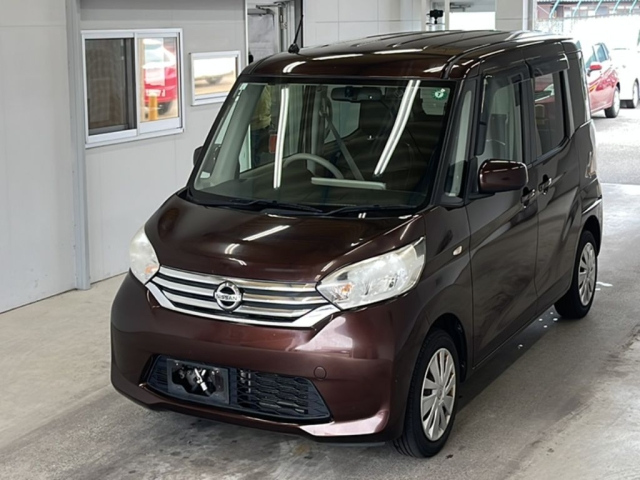 NISSAN DAYZ ROOX