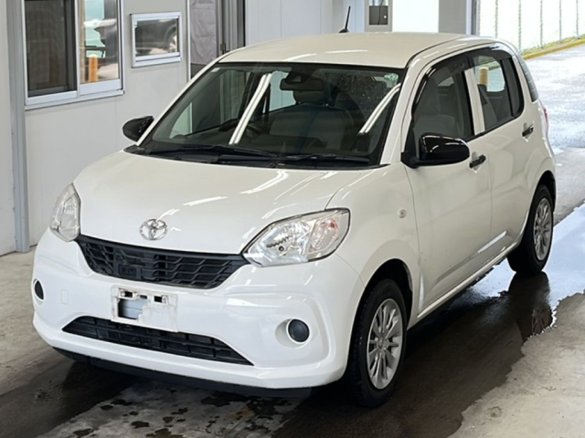 TOYOTA PASSO 2016