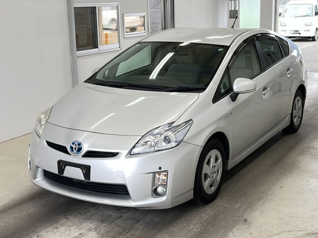 TOYOTA PRIUS 2011