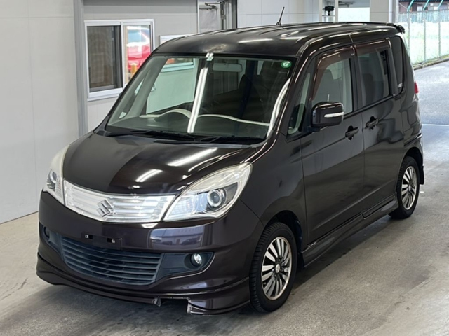 SUZUKI SOLIO 2011
