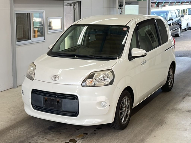TOYOTA PORTE