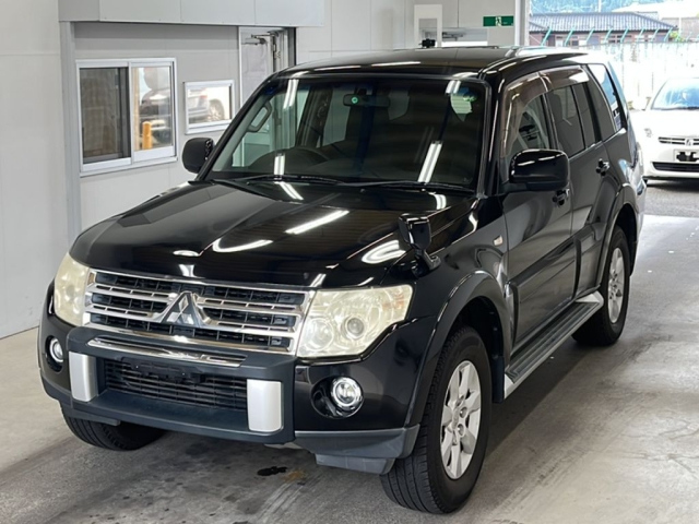 MITSUBISHI PAJERO 2008