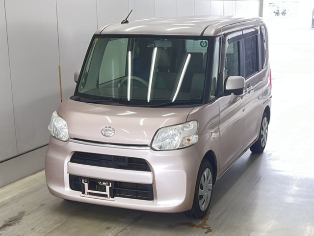 DAIHATSU TANTO 2014