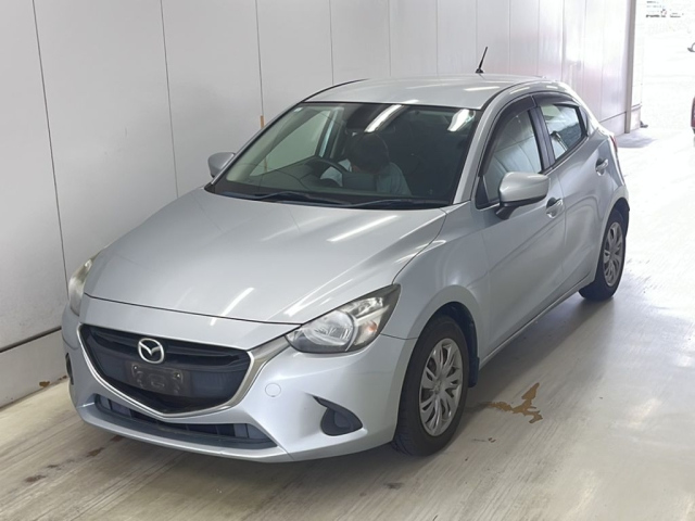 MAZDA DEMIO 2017