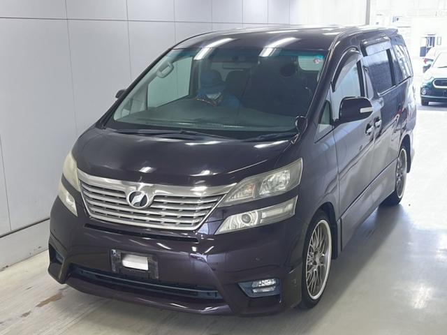 TOYOTA VELLFIRE 2010