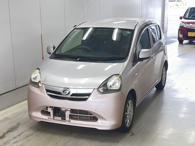 DAIHATSU MIRA E S 2012