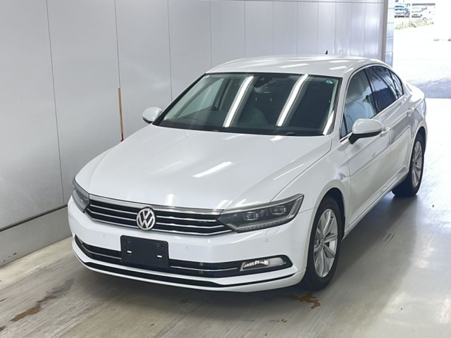 VOLKSWAGEN PASSAT 2016
