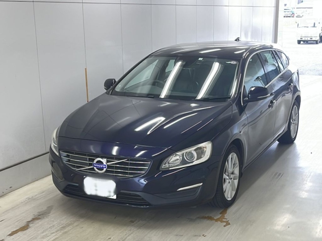 VOLVO V60 2016