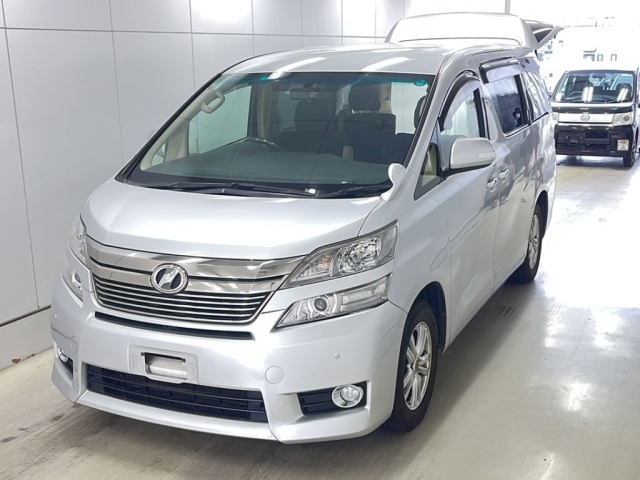 TOYOTA VELLFIRE 2014