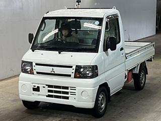 MITSUBISHI MINICAB TRUCK 2010