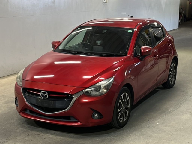 MAZDA DEMIO 2015