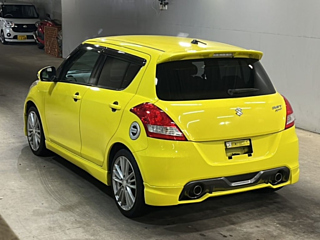 SUZUKI SWIFT 2012