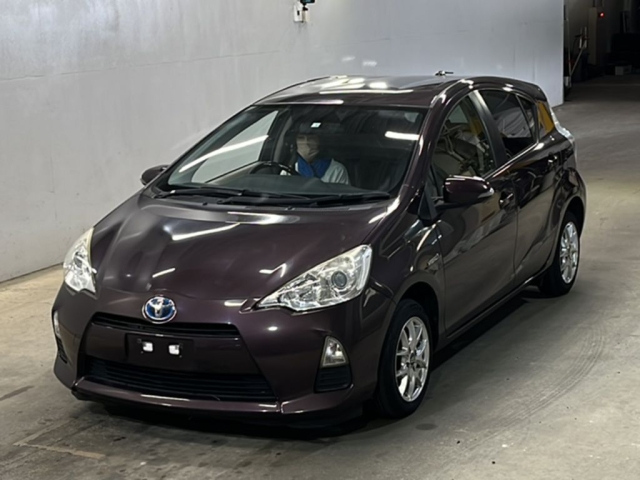 TOYOTA AQUA 2014