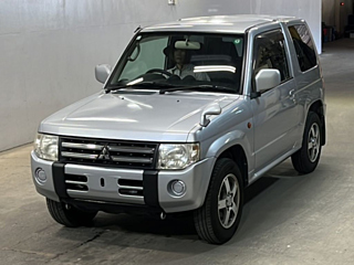 MITSUBISHI PAJERO MINI 2011